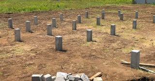 Фундамент на забивных жб сваях под ключ в Пятигорске - фундамент из забивных железобетонных свай цена от 3152 руб/м2